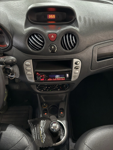 Citroën C3 1.4 I GLX 8V FLEX 4P MANUAL
