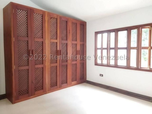 Imagen 19 de 23 de Townhouse En Venta Barrio Sucre Maracay 23-15286 Hc