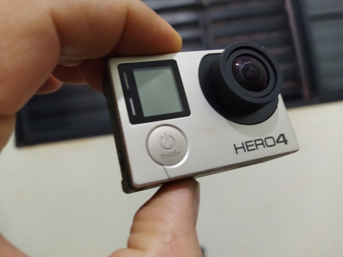 Gopro Hero 4 Silver- 4k Action Camera Com 3 Baterias