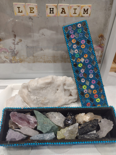Kit Piedras Energéticas ( Superior) Con Cofre De La India.