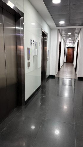 Propiedad Adjudicada En Remate Oficinas 114 M2 Padre Mariano