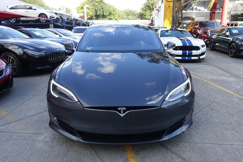 Imagen 2 de 13 de Tesla Model S 75 2017