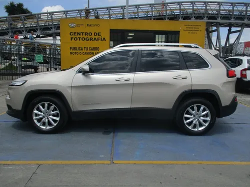 Jeep Cherokee Limited 3200cc At Aa