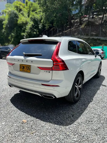 Volvo XC60 2.0 T8 Awd Inscription Hibrido