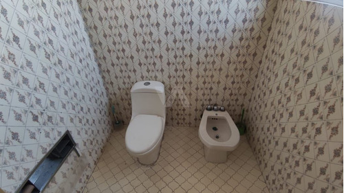 Imagen 19 de 30 de Casa En Renta De 3 Plantas Ideal Para Oficinas En Colonia Re