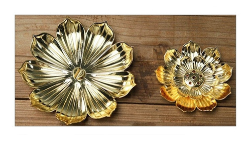 Imagen 4 de 5 de Porta-incienso Flor De Loto Dorado