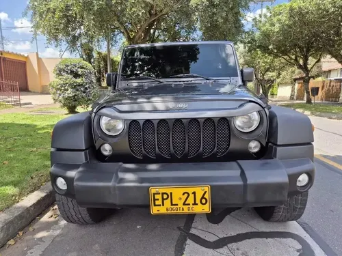 Jeep Wrangler Unlimited 3.6 Sport Unlimited