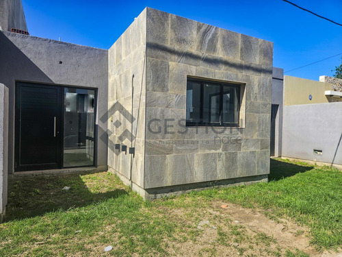 Casa En A La Venta En Villa María - Apta Credito