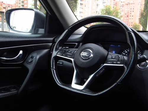 Nissan X-Trail 2.5 Advance Mt