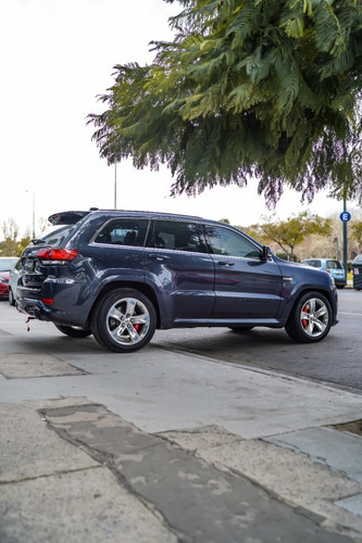 Imagen 5 de 19 de Jeep Grand Cherokee Srt