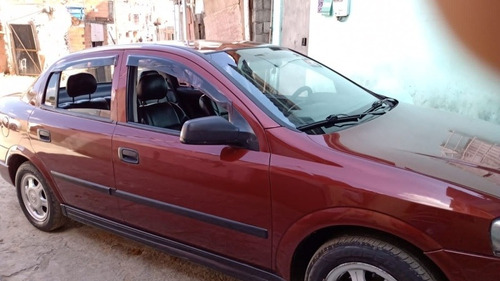 Imagem 4 de 10 de Chevrolet Astra Gls 2.0 8 V 4 P