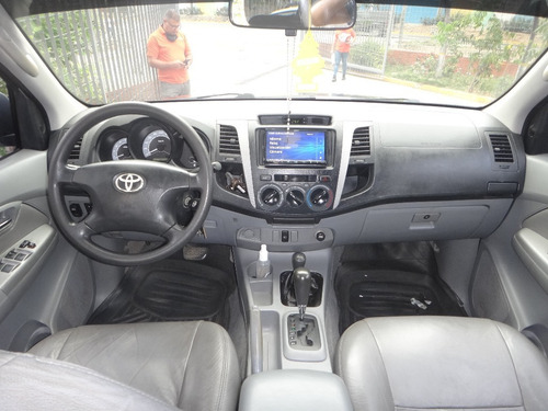 Imagen 10 de 14 de Toyota Hilux Kavak Automatica 4x4