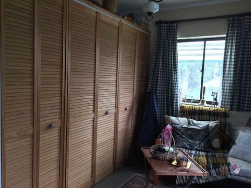 Casa En Olmue, 2d 1b, 100/2000m2 + Cabaña 24m2