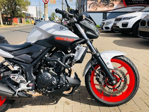 Imagem 8 de 11 de Yamaha Mt-03 300 Abs
