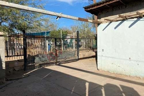 Imagen 9 de 22 de En Venta!! 2 Locales En Esquina Con Una Casa Adjunta! En Flores Magón.. Gran Oportunidad!!
