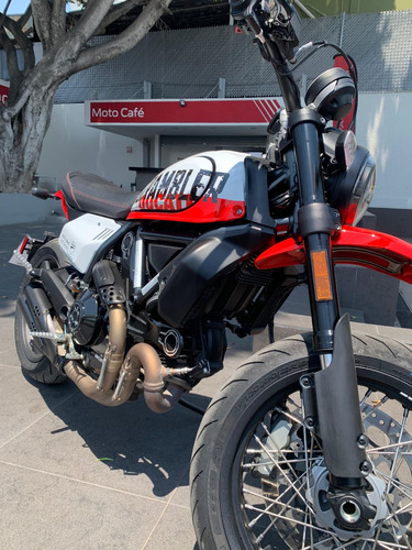 Scrambler Urban Motard 2023