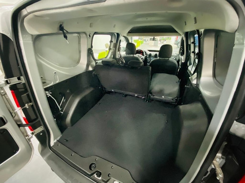 Imagen 24 de 25 de Renault Kangoo 2023 Ii Express Confort 5a 1.6 Sce Mixta (os