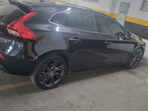 Volvo V40 2.0 T4 Dynamic Aut. 5p