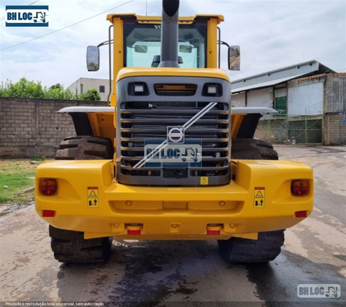 Imagem 5 de 8 de Pá Carregadeira Volvo L120 F Ref.207993