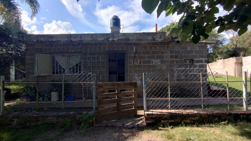 Casa A Reciclar En Rio Ceballos