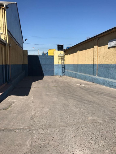 Condominio De Bodegas, Seguridad Las 24 Horas.