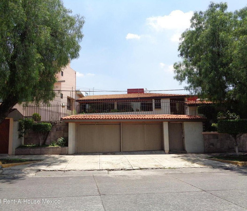 Casa En Venta En Ciudad Satelite Naucalpan De Juarez Gis 24-184