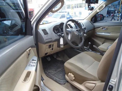 Toyota Fortuner 2.7l 4x4