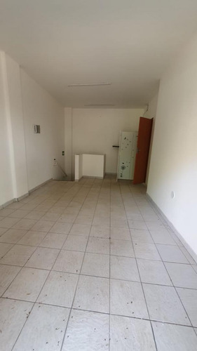 Imagem 8 de 10 de Abaixamos O Preço! Venha Negociar! Vendo Loja Com Subsolo, 6 - Loja407
