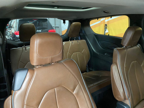 Chrysler Pacifica 2017