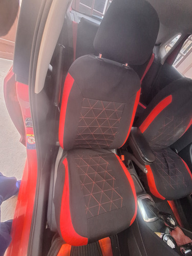 Volkswagen Polo 1.6 At