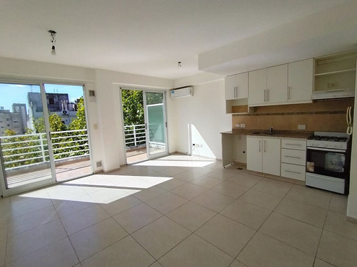 Alquiler 2 Ambientes Balcon Seguridad Flores