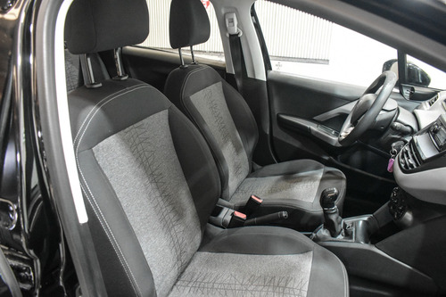 Peugeot 208 1.6 Active