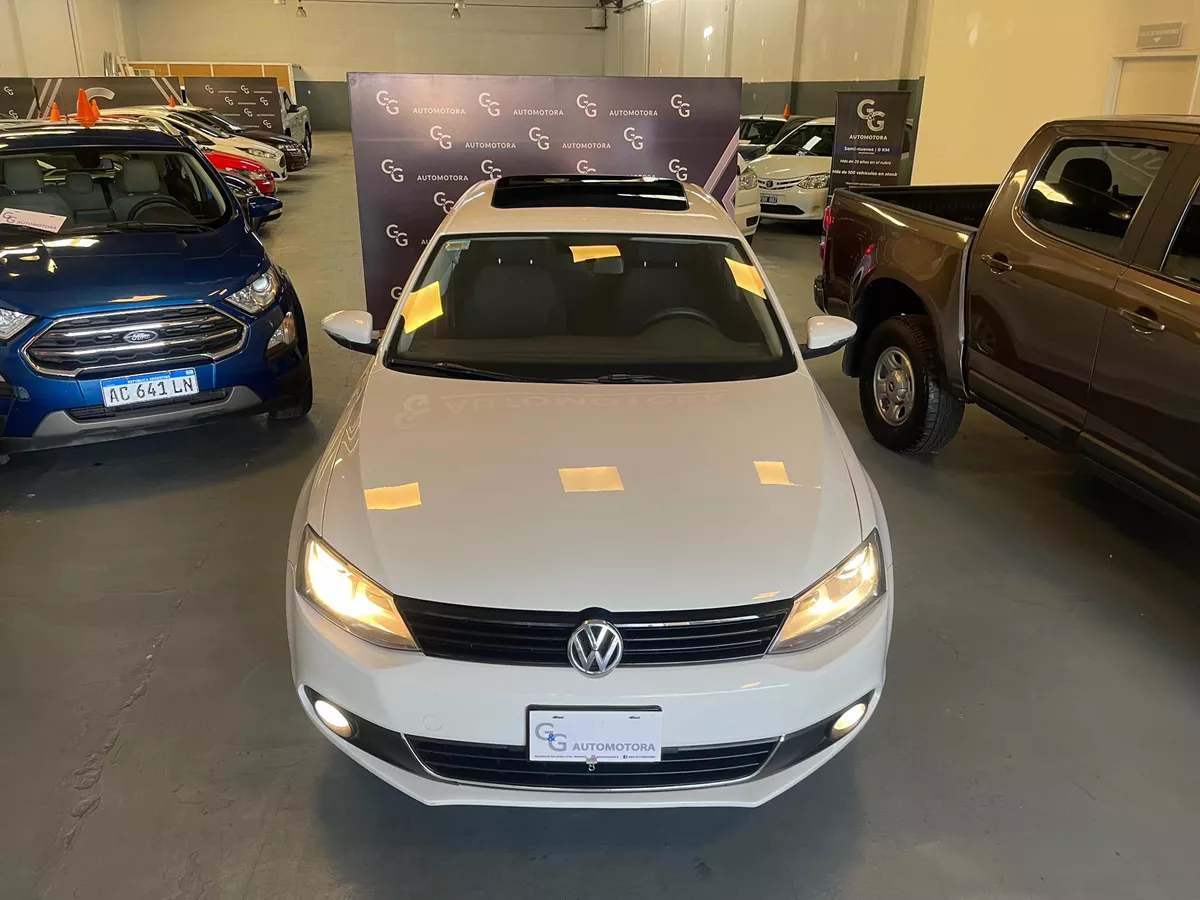 Volkswagen Vento 2.0 Advance I 110cv