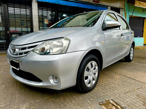 Toyota Etios 1.5 Xs