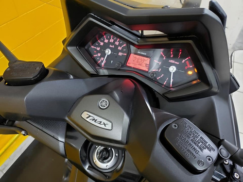 Yamaha Tmax 2014- Cinza - Km 37 000 (11) 3672-2280