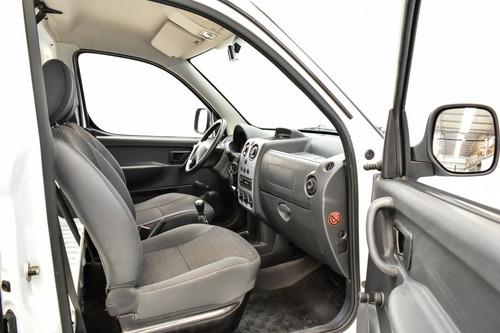 Imagen 8 de 15 de Peugeot Partner 1.6 Confort 2021 La Plata 894