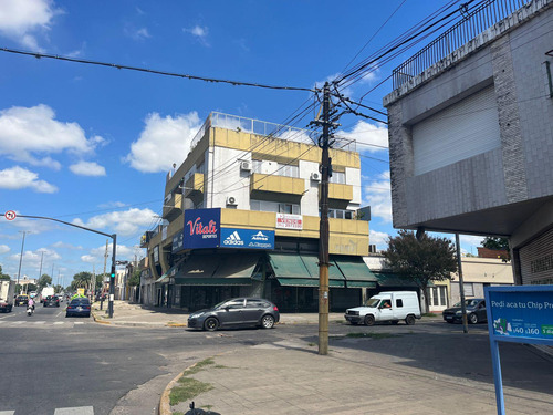 Venta Casa En Primer Piso Quincho Completo Con Pileta En Terraza Apto Crédito En Zona Sur