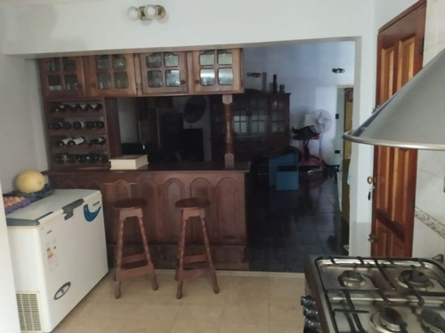 Imagen 11 de 22 de Venta De Casa De 3 Dormitorios En Los Hornos, La P
