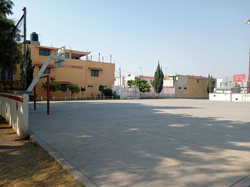Venta De Casa 3 Recámaras Y Local Comercial En Héroes Tecama