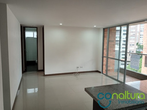 Imagen 4 de 12 de Apartamento En Arriendo Intermedia 472-2003