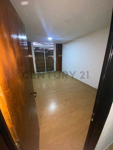 Venta De Piso Completo De 228 Mt2,en El Centro De San Miguel ...