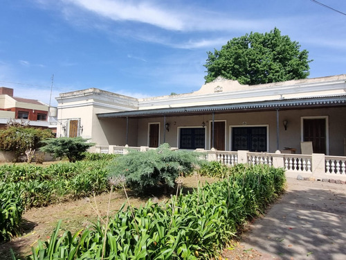 Casona Más Dos Departamentos En Venta En El Centro De Marcos Paz Ideal Inversor