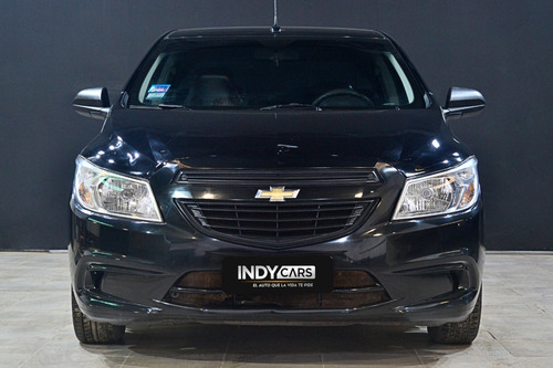 Imagen 3 de 14 de Chevrolet Prisma Joy 4p 1.4 Ls Mt+ 2018