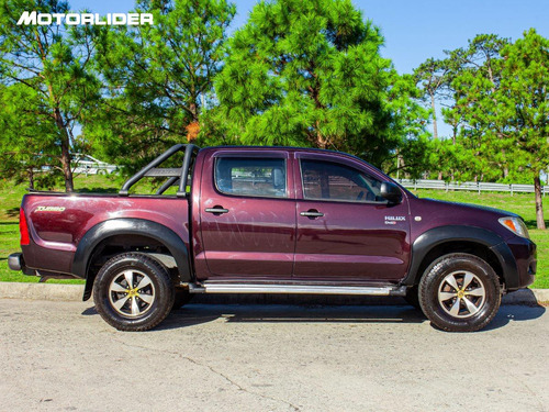 Imagen 6 de 25 de Toyota Hilux Dx Td 2.5 4x2 Extra Full | Permuta / Financia