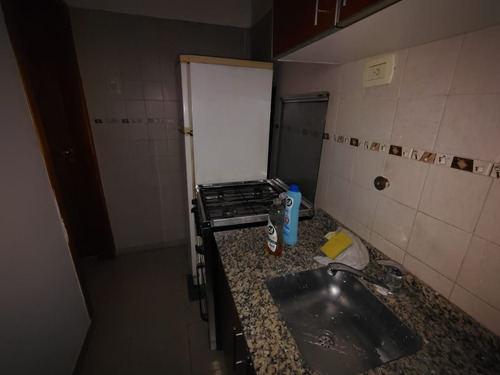 Casa En Alquiler B Centro 4 Privados, 2 Baños