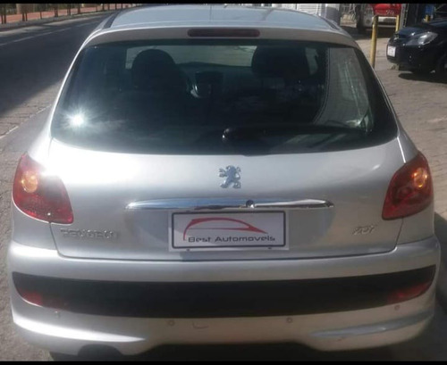 Imagem 3 de 3 de Peugeot 207 1.4 8v 2011 Flex