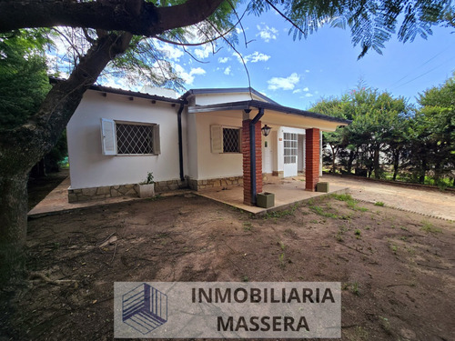 Venta: Casa - 3 Dormitorios 2 Baños - Patio Pileta - Malvinas - Villa Carlos Paz
