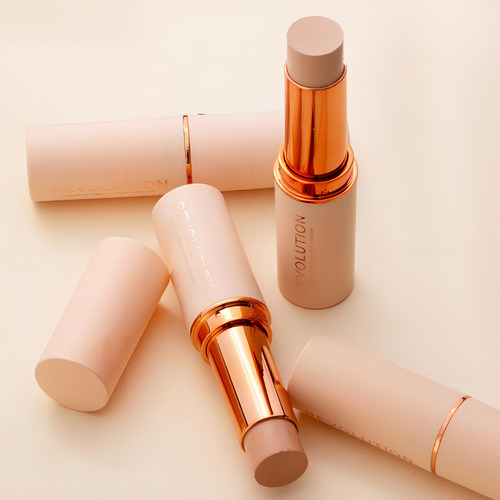Makeup Revolution Fast Base Stick Foundation, Contorno E Ilu