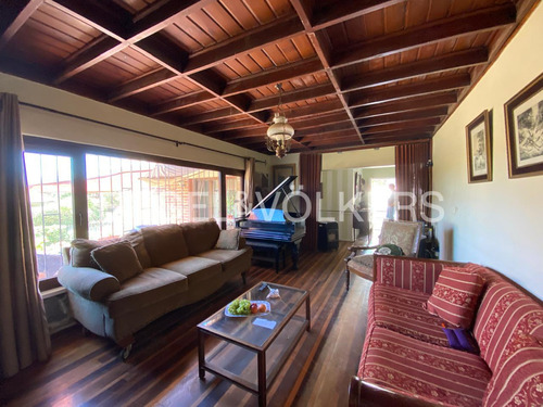 Acogedora Casa En Los Romeros