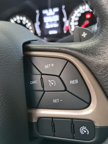Jeep Renegade 2018 Longitude 1.8 Flex Automático Baixa Km